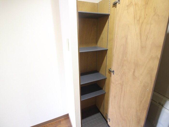 物件内観写真15　(靴箱)