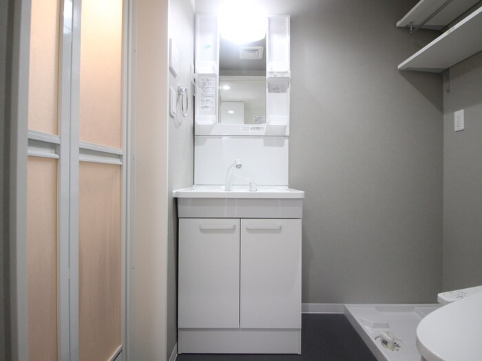 物件内観写真12　(洗面)