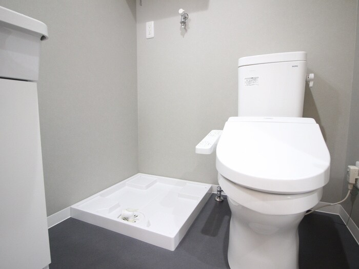 物件内観写真13　(洗濯機置場)