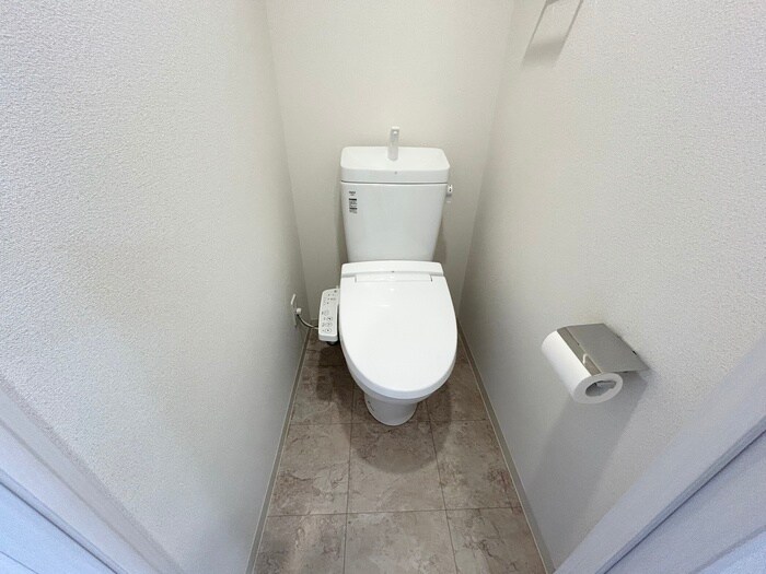 物件内観写真11　(トイレ)