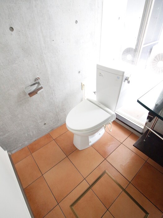 物件内観写真16　(トイレ)