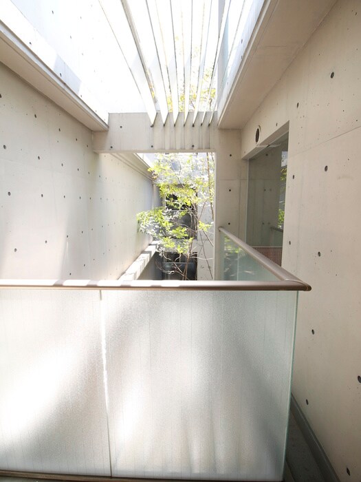 物件内観写真18　(室内からの展望)