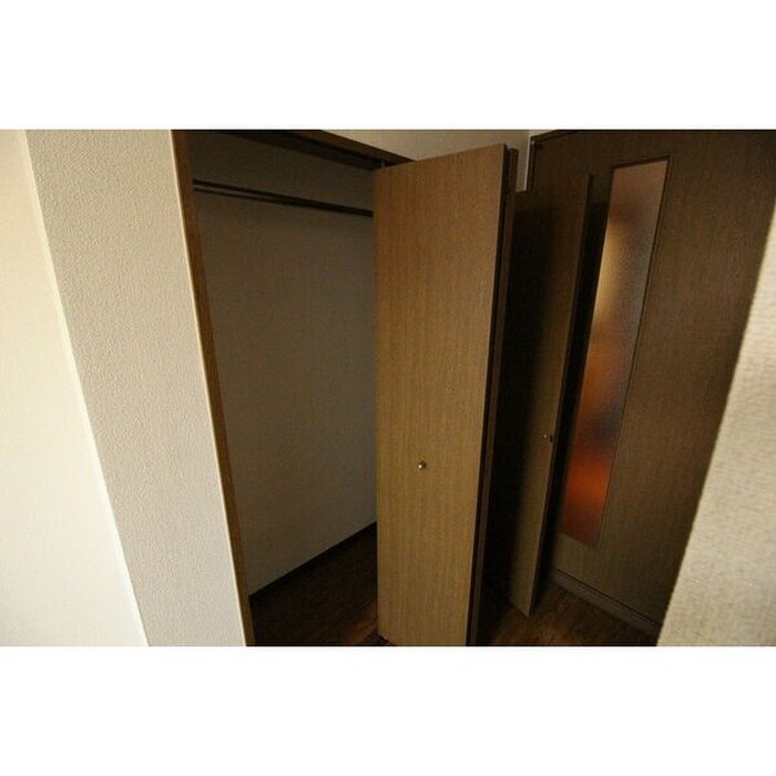 物件内観写真11　(収納)
