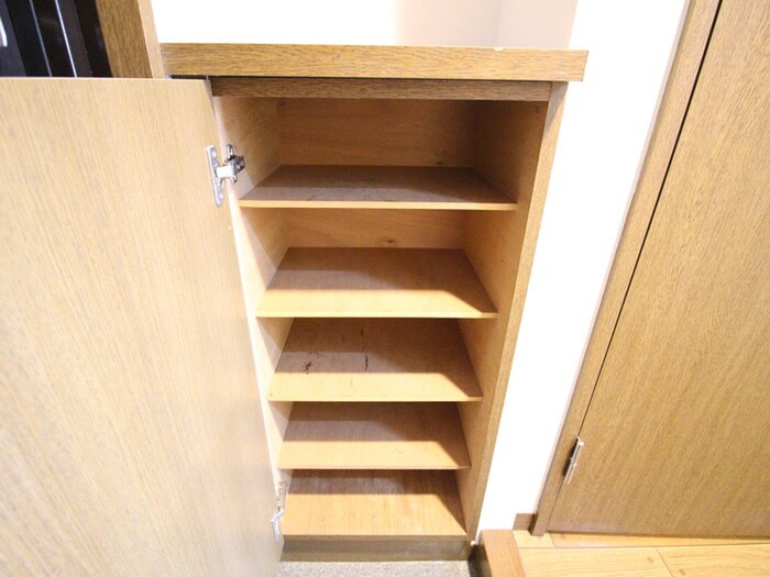 物件内観写真13　(靴箱)