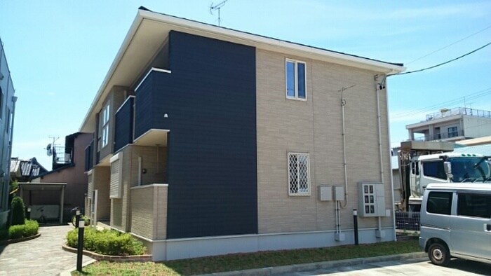 物件外観写真1　(外観写真)