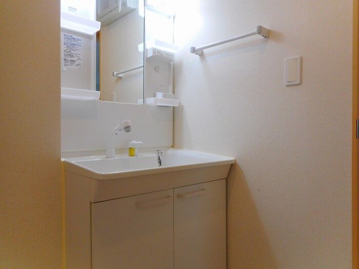 物件内観写真9　(洗面)