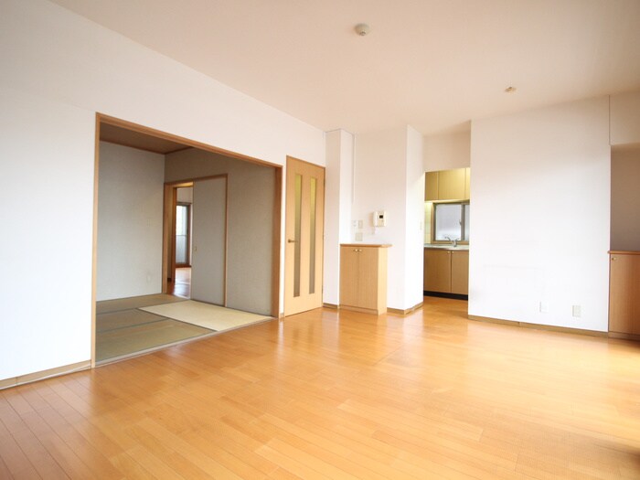 物件内観写真8　(内観写真)