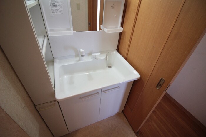 物件内観写真10　(洗面)