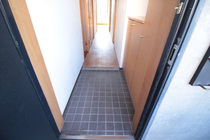 物件内観写真20　(玄関)
