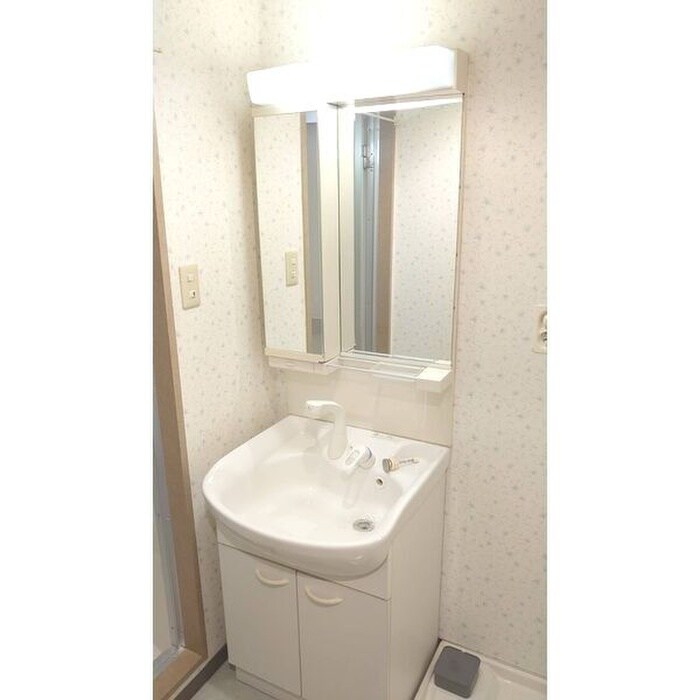 物件内観写真13　(洗面)