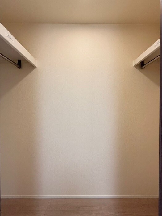 物件内観写真13　(収納)