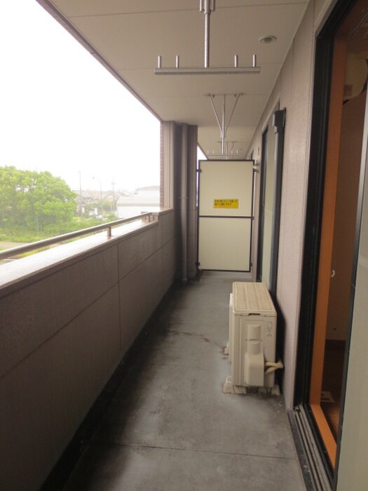 物件内観写真13　(ベランダ・バルコニー)