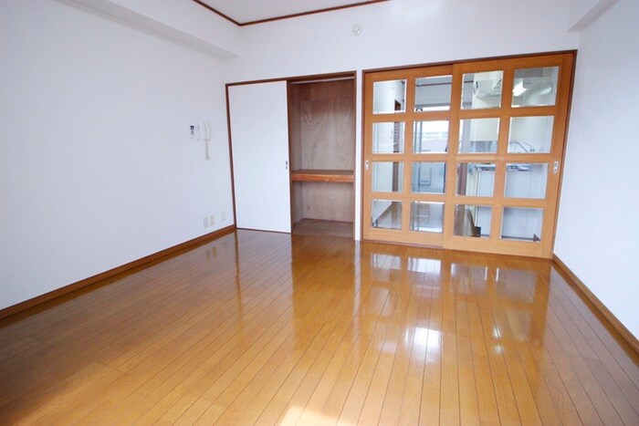 物件内観写真8　(居室)