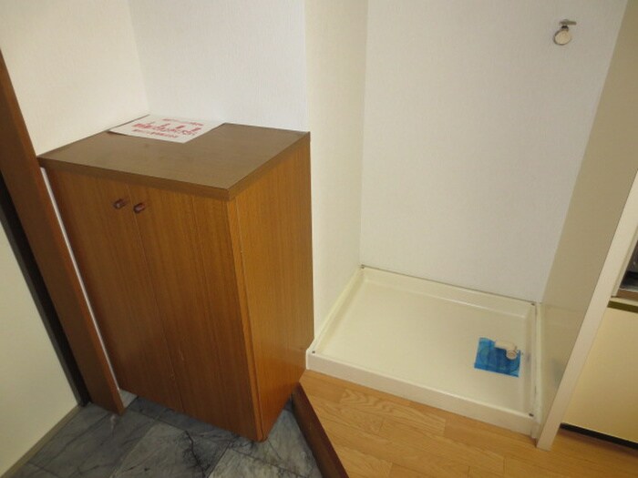 物件内観写真10　(靴箱)