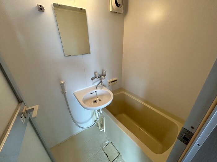 物件内観写真10　(洗面)