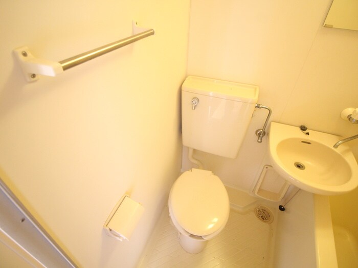 物件内観写真13　(トイレ)