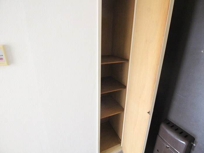 物件内観写真16　(靴箱)