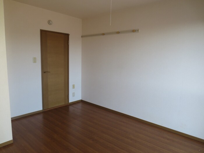 物件内観写真13　(居室)