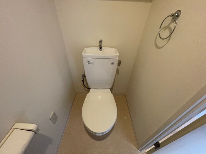 物件内観写真12　(トイレ)