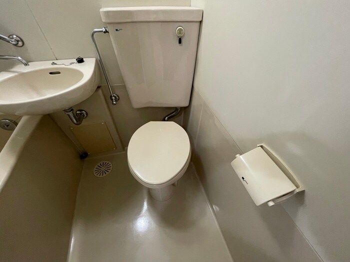 物件内観写真12　(トイレ)