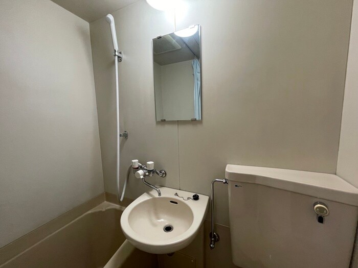 物件内観写真13　(洗面)
