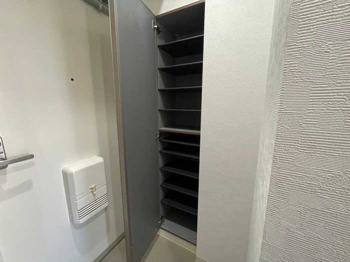 物件内観写真17　(靴箱)