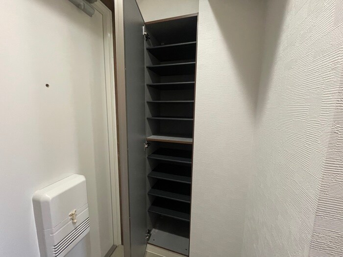 物件内観写真17　(靴箱)