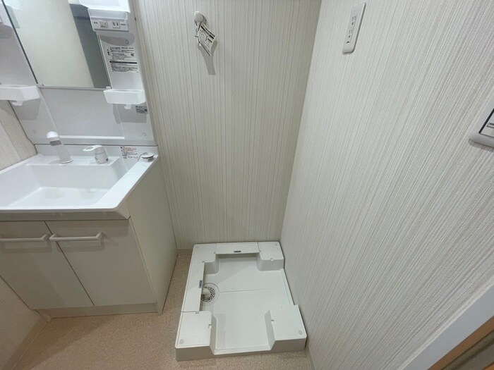 物件内観写真19　(洗濯機置場)