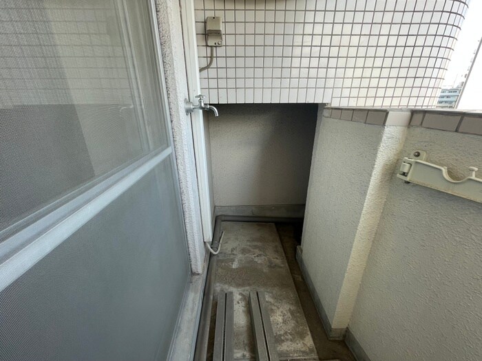 物件内観写真20　(洗濯機置場)