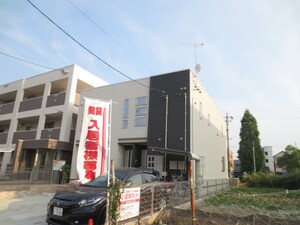 レッドリーブスⅥ外観写真