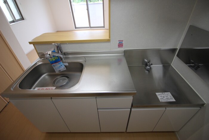 物件内観写真8　(キッチン)