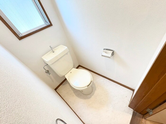 物件内観写真12　(トイレ)