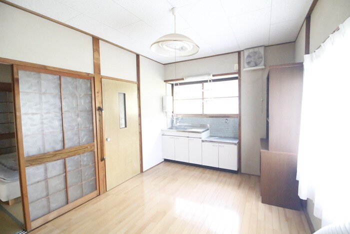 物件内観写真10　(居室)