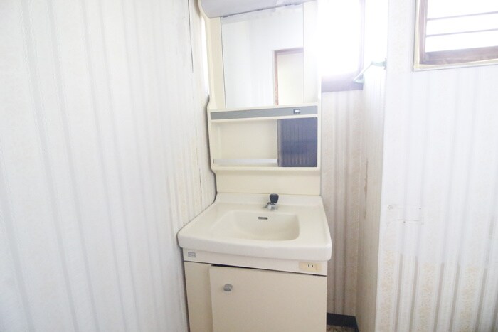 物件内観写真15　(洗面)