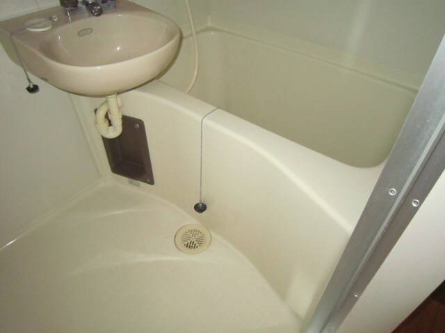 物件内観写真10　(バス／シャワールーム等)