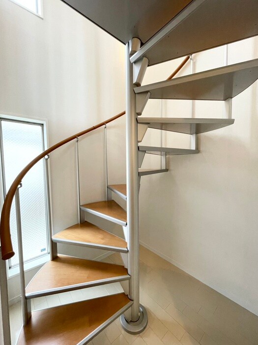 物件内観写真13　(廊下)