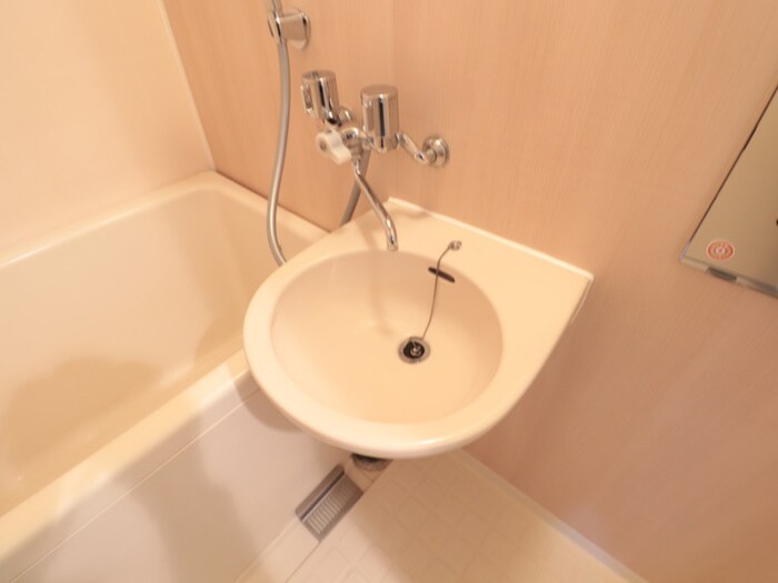 物件内観写真11　(洗面)