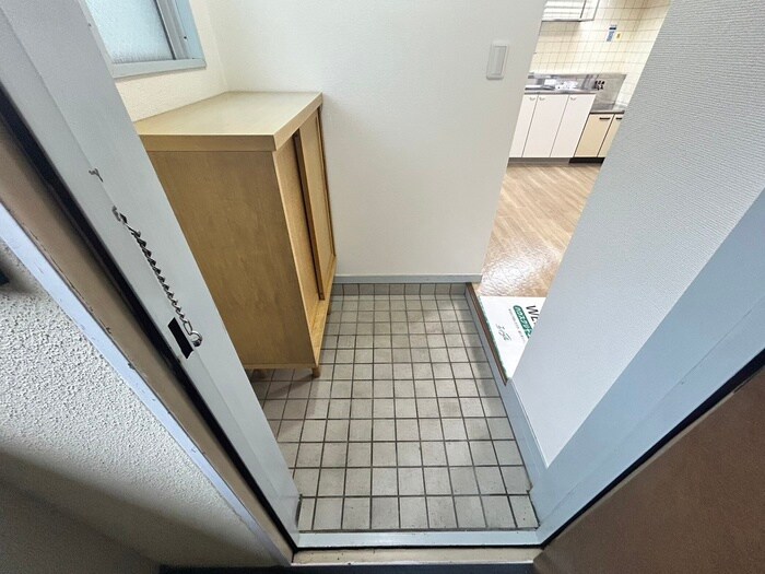 物件内観写真22　(玄関)
