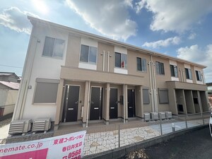 メゾンかのん外観写真