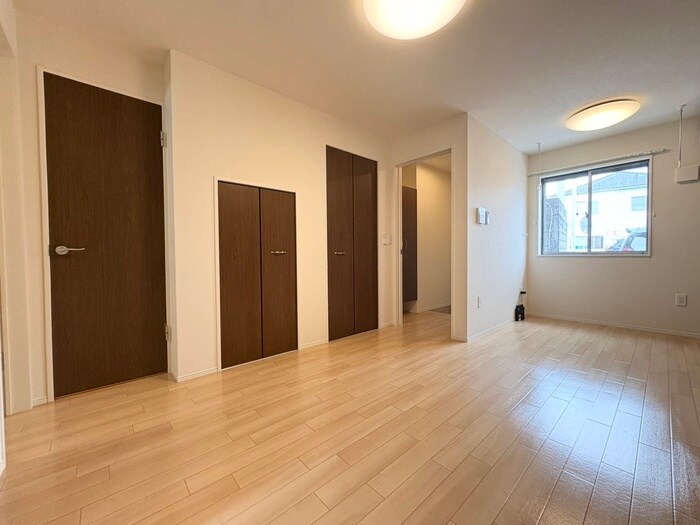 物件内観写真8　(居室)