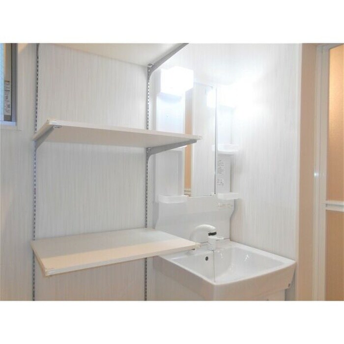 物件内観写真9　(洗面)