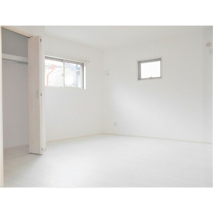 物件内観写真13　(居室)