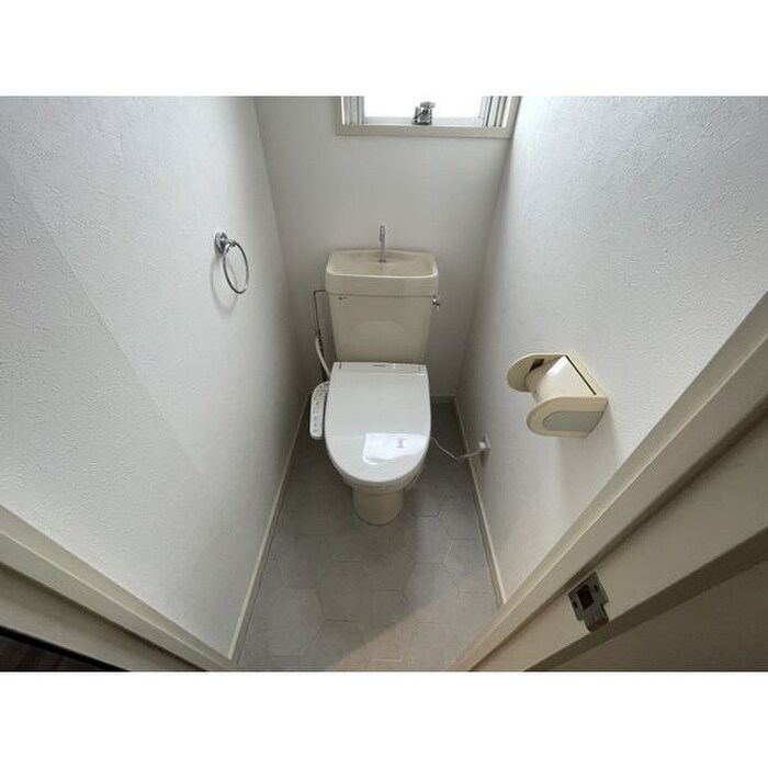 物件内観写真11　(トイレ)