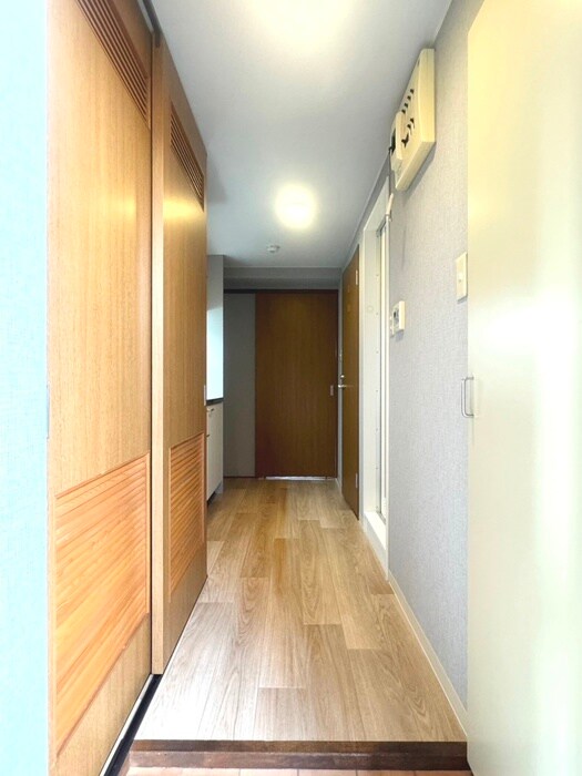 物件内観写真19　(玄関)