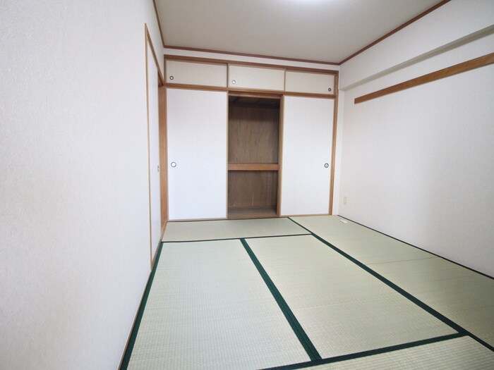 物件内観写真11　(居室)