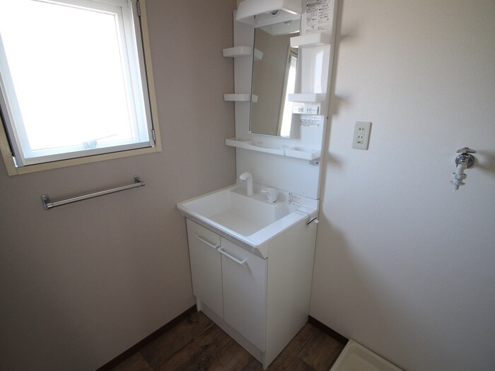 物件内観写真13　(洗面)