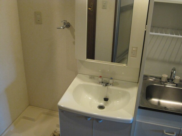物件内観写真12　(洗面)