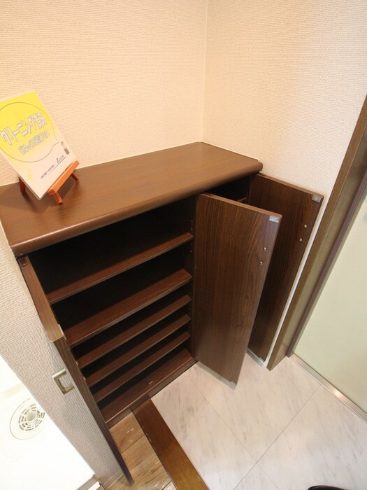 物件内観写真17　(靴箱)