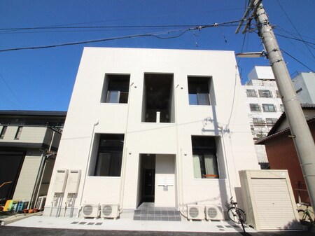 IL Mago Tsurumai外観写真