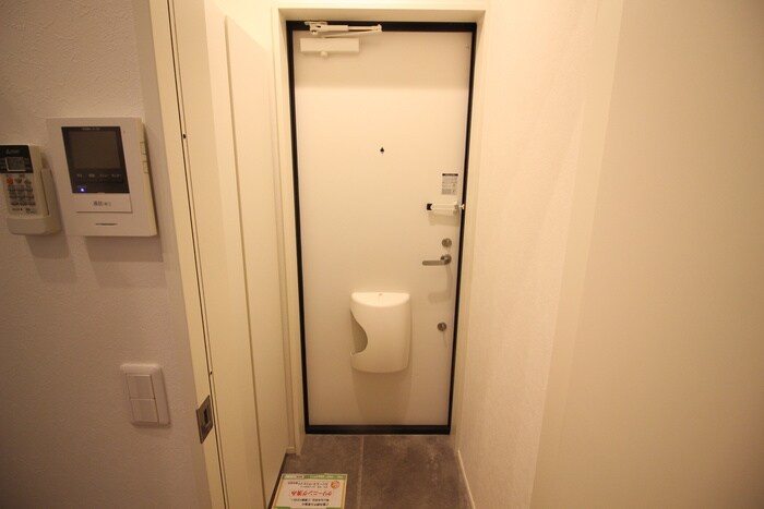 物件内観写真22　(玄関)